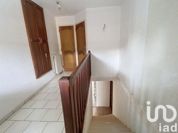 Maison traditionnelle 5 pièces de 131 m² à Champlost (89210)