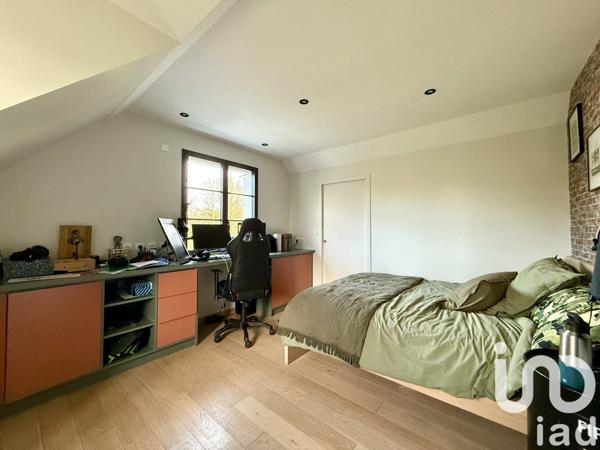 Maison à vendre 7 pièces 190 m² Saint-Étienne-de-Montluc