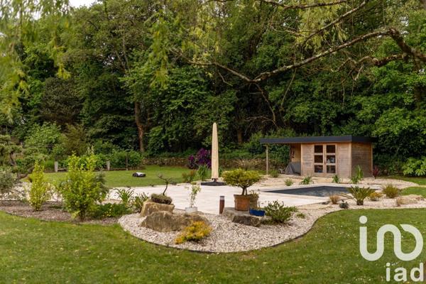 Maison à vendre 7 pièces 190 m² Saint-Étienne-de-Montluc