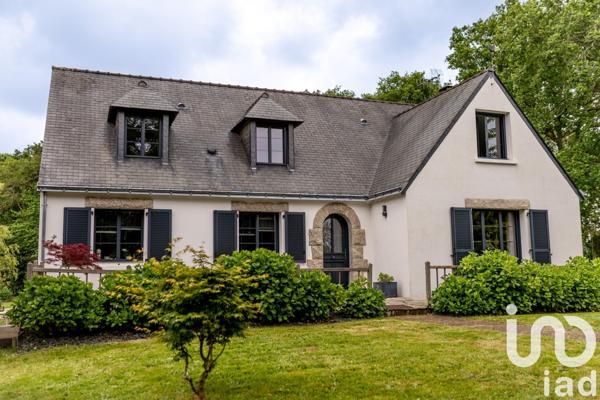 Maison à vendre 7 pièces 190 m² Saint-Étienne-de-Montluc