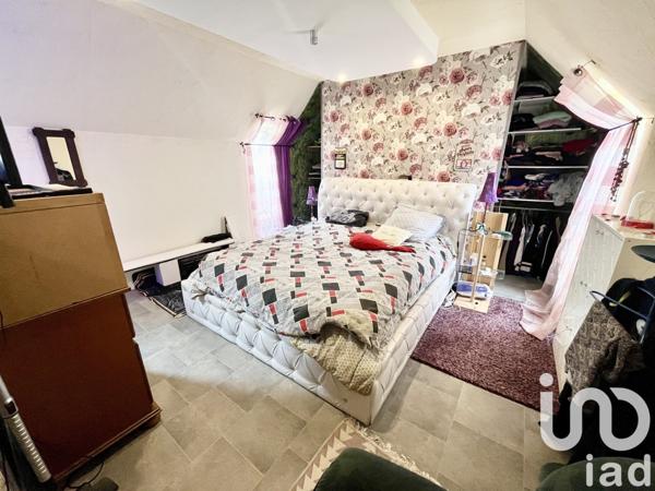 Maison 5 pièces de 126 m² à Puiseaux (45390)