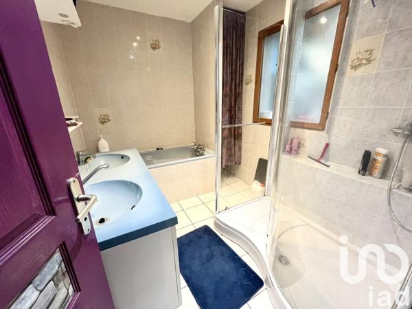 Maison 5 pièces de 126 m² à Puiseaux (45390)