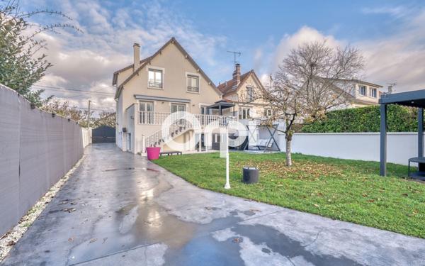 Maison à vendre    6 pièces • 220 m2 Gournay-sur-Marne