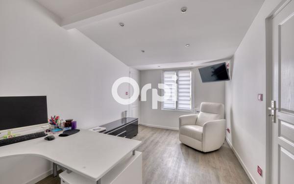 Maison à vendre    6 pièces • 220 m2 Gournay-sur-Marne