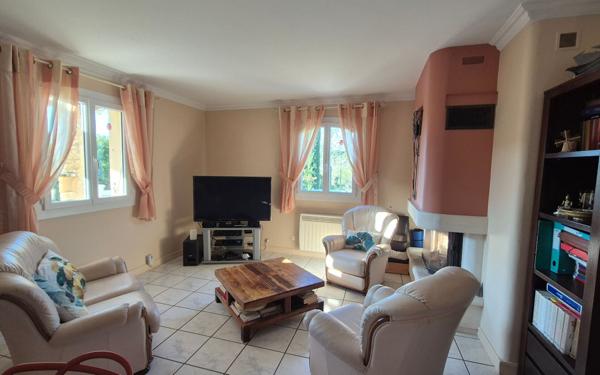 Maison à vendre    5 pièces • 150 m2 Saint-Martin-d'Ardèche