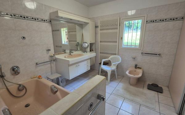 Maison à vendre    5 pièces • 150 m2 Saint-Martin-d'Ardèche