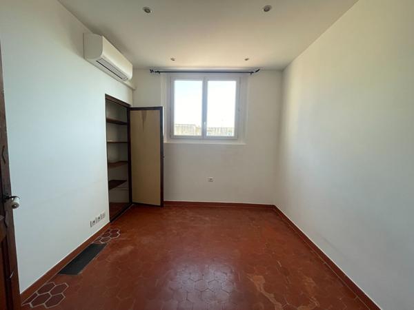 QUARTIER MAZARIN -  APPARTEMENT T2 - CHARME DE L ANCIEN