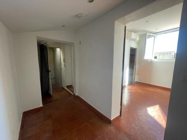 QUARTIER MAZARIN -  APPARTEMENT T2 - CHARME DE L ANCIEN