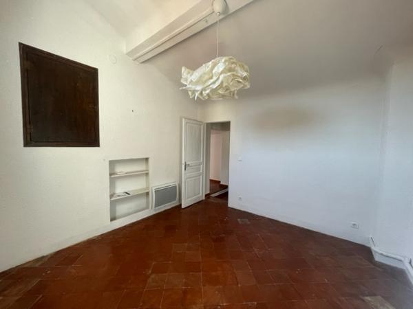QUARTIER MAZARIN -  APPARTEMENT T2 - CHARME DE L ANCIEN