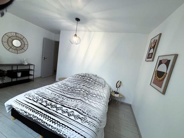 Bel Appartement T4 Duplex récent à 20mn d'AMIENS