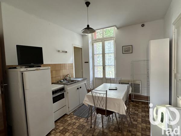 Maison à vendre 13 pièces 215 m² Vals-les-Bains