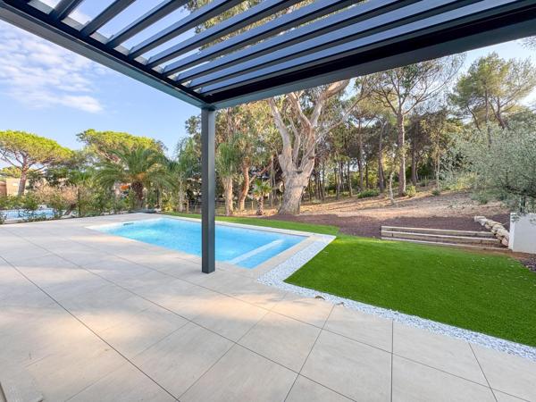 Maison à vendre  5 pièces - 152 m2 CAVALAIRE SUR MER - 83