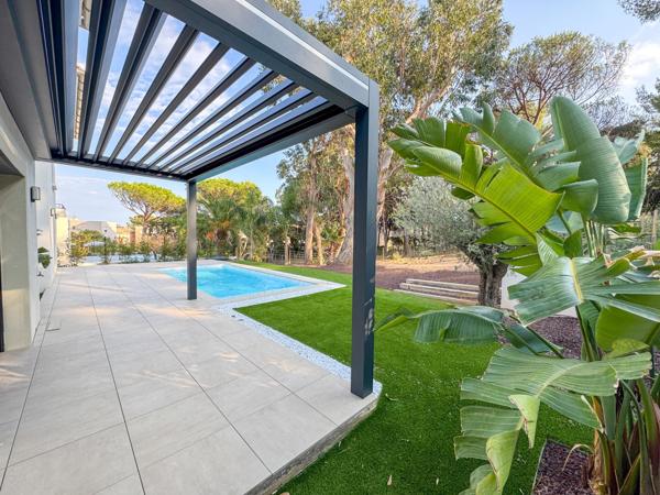 Maison à vendre  5 pièces - 152 m2 CAVALAIRE SUR MER - 83