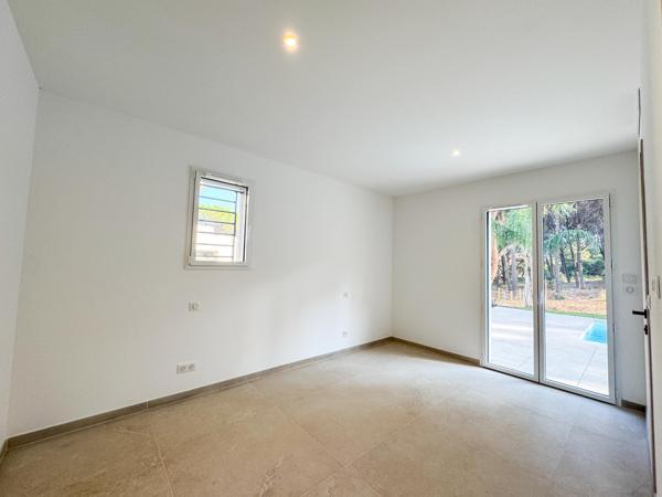 Maison à vendre  5 pièces - 152 m2 CAVALAIRE SUR MER - 83