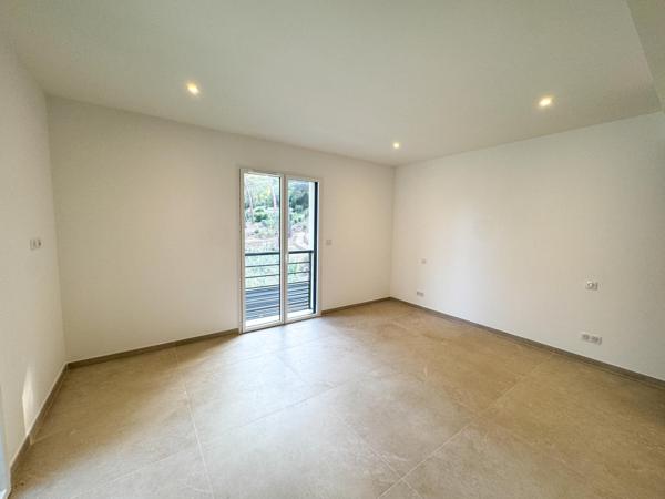 Maison à vendre  5 pièces - 152 m2 CAVALAIRE SUR MER - 83