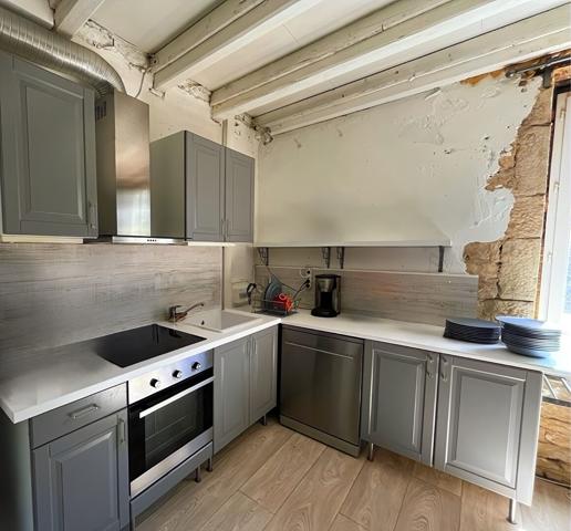 Maison de caractère à restaurer à moins de 10 mn de GRAY