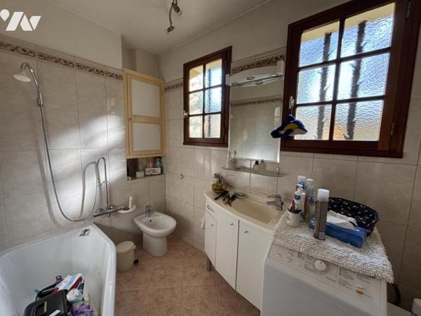 Maison individuelle avec jardin Sains en Amiénois 