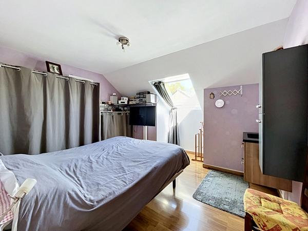 Maison à vendre Chantenay : 3 chambres, jardin ouest, garage