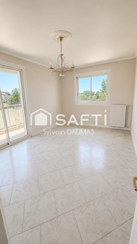 T3 lumineux avec 2 grandes chambres et dressing Quartier Les Routes