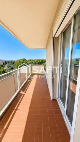 T3 lumineux avec 2 grandes chambres et dressing Quartier Les Routes
