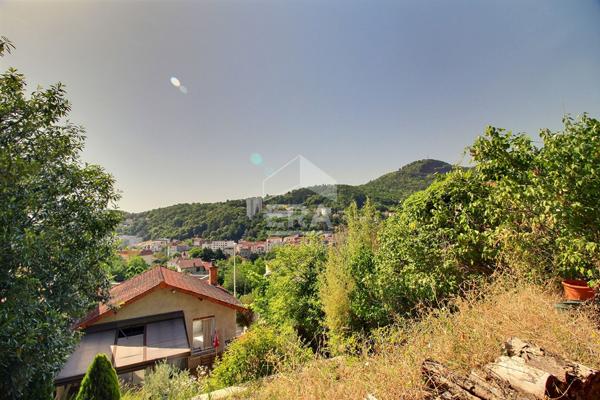 Immeuble de 65 m² à Royat