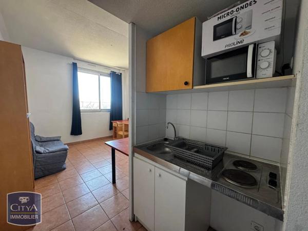 Appartement à louer 1 pièce 21.77m² Nîmes (30000)