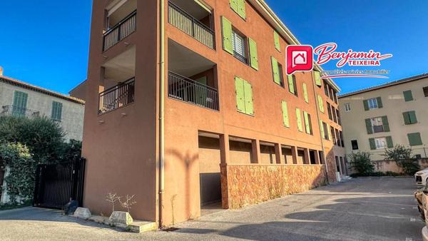 Appartement Roquebrune Sur Argens 3 pièce(s) 67 m2