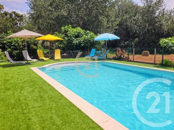Maison à vendre  8 pièces - 242,34 m 2   BORGO  - 202