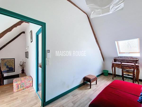 Maison de ville avec gîte de charme à l'entrée de DINAN.