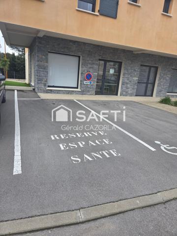 Place de parking résidence devant pôle médical