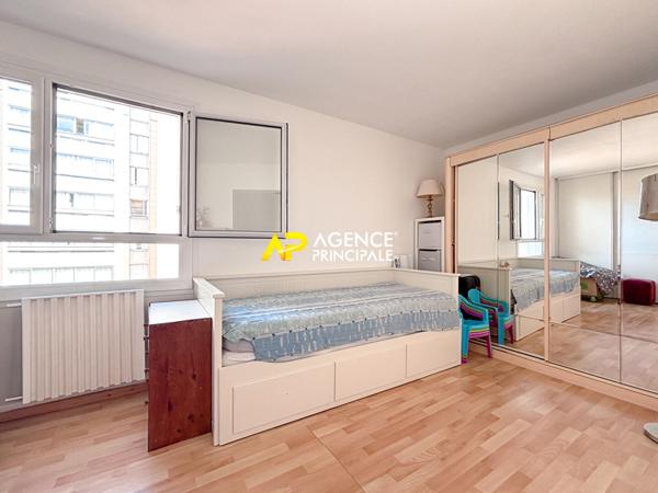 Sartrouville Appartement 5 pièces 3 chambres 82 m² €249 000 ** - Référence 9484