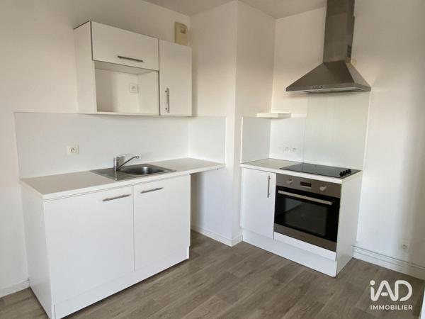 Location appartement 2 pièces 45 m² Fleury-les-Aubrais