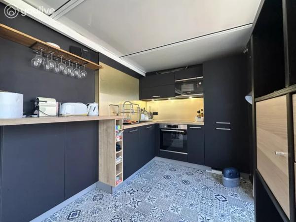 Maison de vacances avec piscine et studio La Chaume