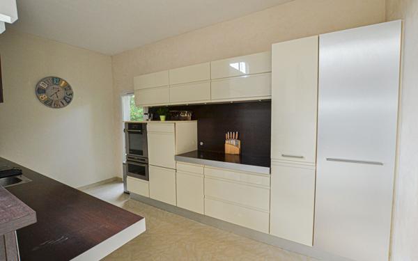 Maison à vendre    5 pièces • 207,48 m2 Cannes