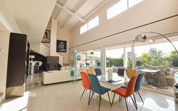 Maison à vendre    5 pièces • 207,48 m2 Cannes