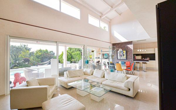 Maison à vendre    5 pièces • 207,48 m2 Cannes