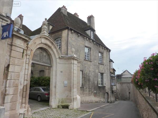 Fonds et/ou murs commerciaux à louer à Dole dans le Jura (39100), ref : 39033-978540