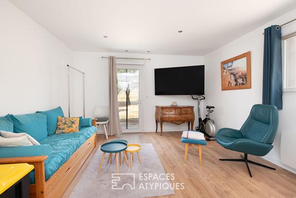 Belle villa de plain pied avec dépendance sur terrain arboré