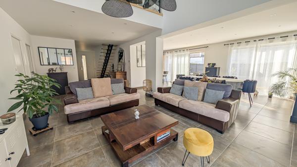 Écommoy (72220) UNIQUE ET RARE SUR LE MARCHÉ !