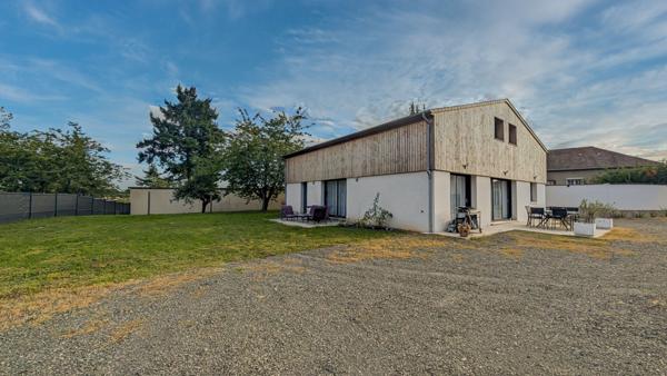 Écommoy (72220) UNIQUE ET RARE SUR LE MARCHÉ !