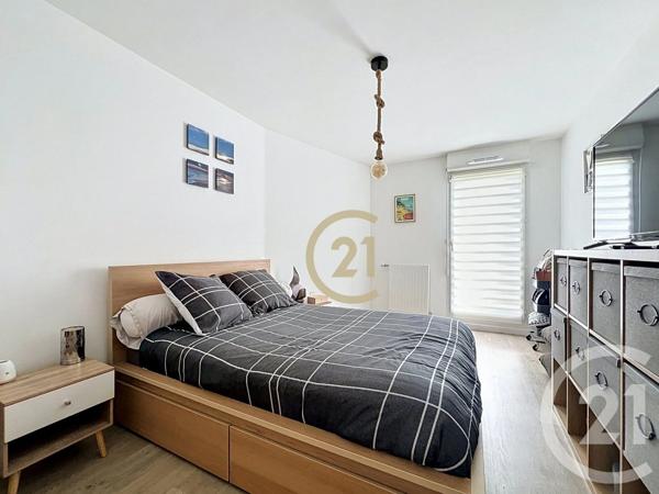 Appartement F3 à vendre  3 pièces - 60 m 2   JOUY LE MOUTIER  - 95
