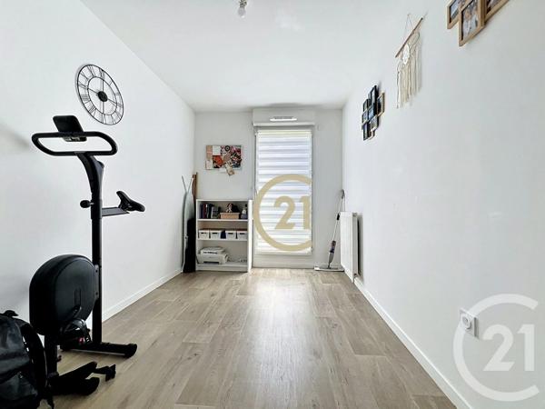 Appartement F3 à vendre  3 pièces - 60 m 2   JOUY LE MOUTIER  - 95