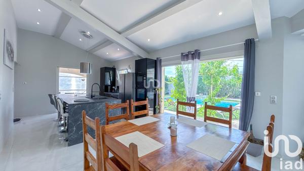 Maison à vendre 7 pièces 187 m² Puget-sur-Argens