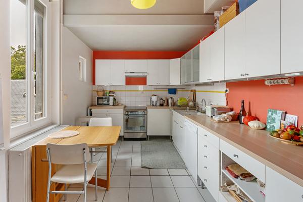 Appartement T5 de 110m² avec cave et box bord de l'Erdre,  
Nantes 44000