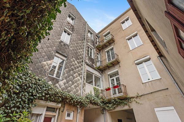 Appartement T5 de 110m² avec cave et box bord de l'Erdre,  
Nantes 44000