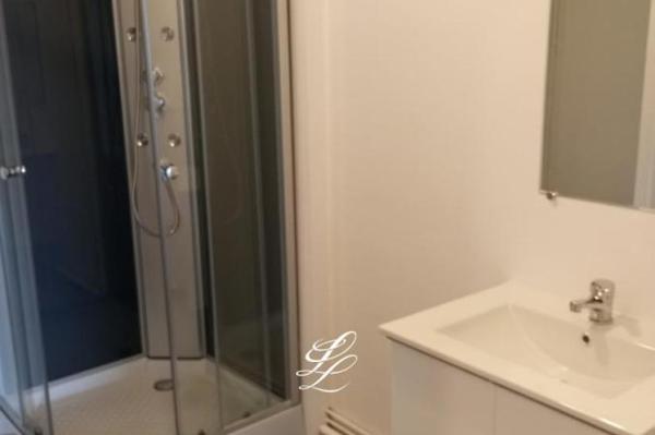 Location - Appartement 4 pièces 91 m 2 ECOMMOY (72220)