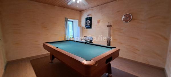Vente
                Maison97,5 m² - 5 Pièces -
                    LES HERBIERS (85500)