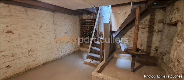 Vente
                Maison97,5 m² - 5 Pièces -
                    LES HERBIERS (85500)
