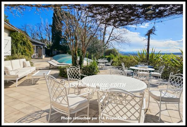 Maison contemporaine - 9 pièces - Studio - Garages - Piscine- Vue Pyrénées- AUCH (32)