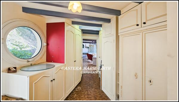 Maison contemporaine - 9 pièces - Studio - Garages - Piscine- Vue Pyrénées- AUCH (32)